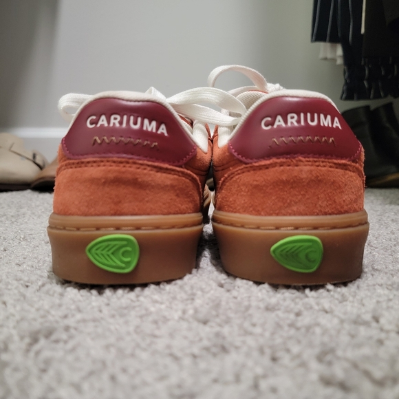 Cariuma Naioca Gum Picante Suede Off-White Logo Ruby Wine Sneaker - Picture 14 of 16